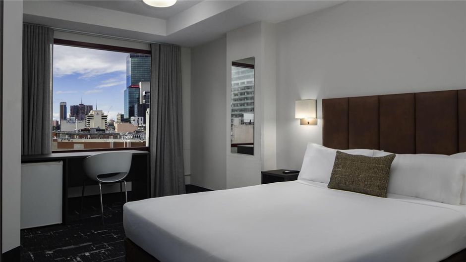 Mercure Welcome Melbourne Room