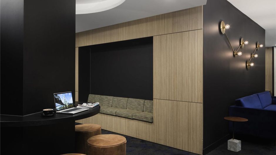 Mercure Welcome Melbourne Exterior