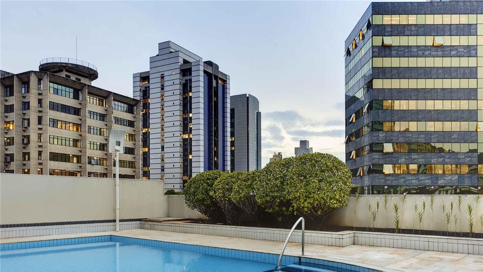 Mercure Belo Horizonte Savassi Hotel Pool