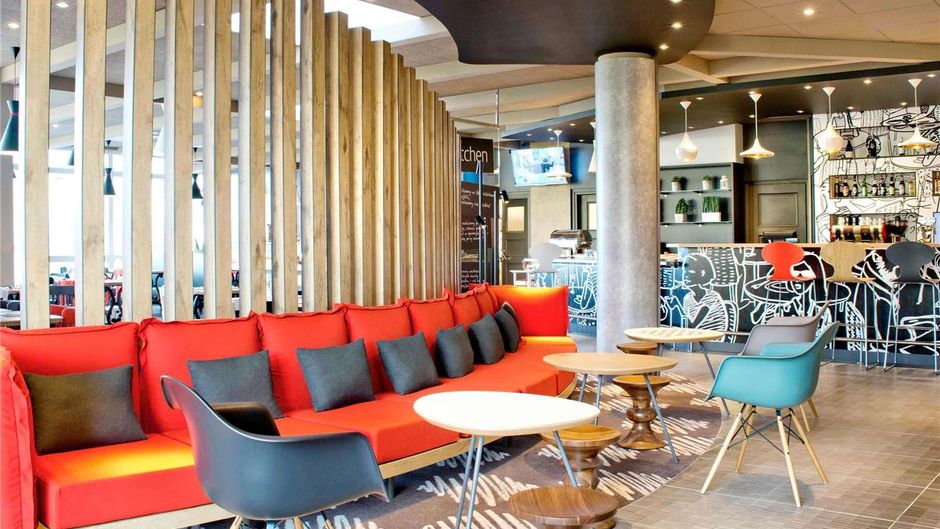 ibis Warszawa Ostrobramska Exterior