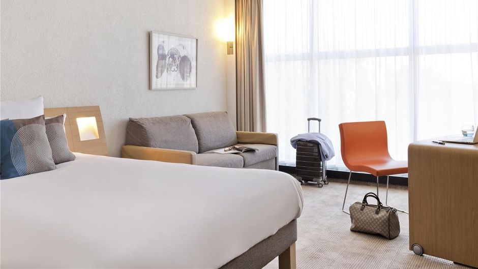 Novotel Geneva Centre Room