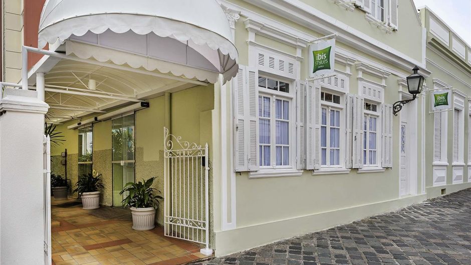 Ibis Styles Curitiba Centro Exterior