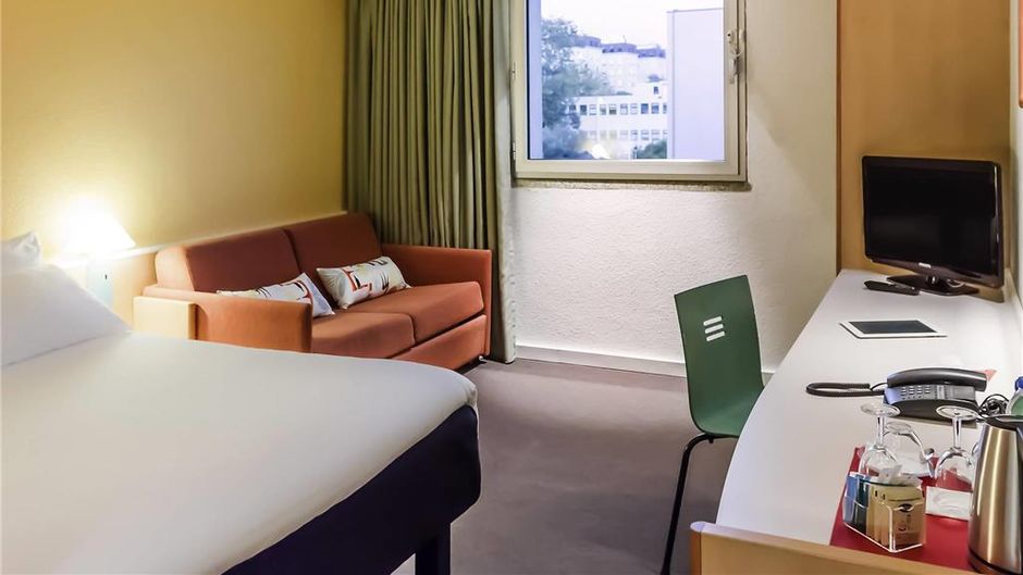 Hotel Ibis Porto Sao Joao Room