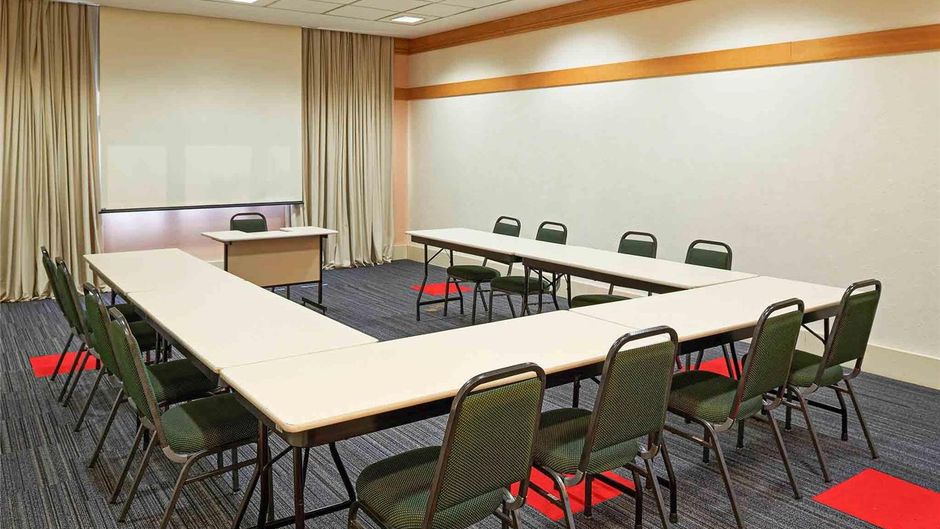 Ibis Sao Carlos Other