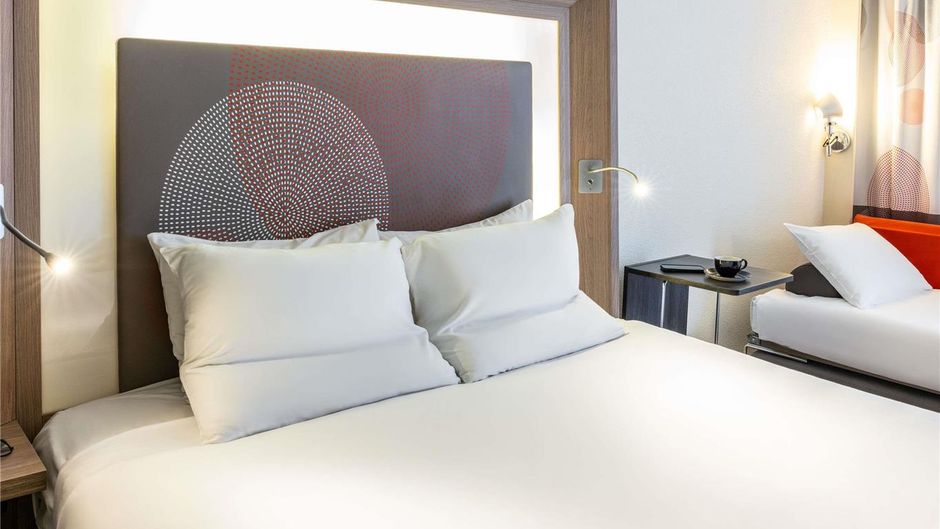 Novotel Leeds Room