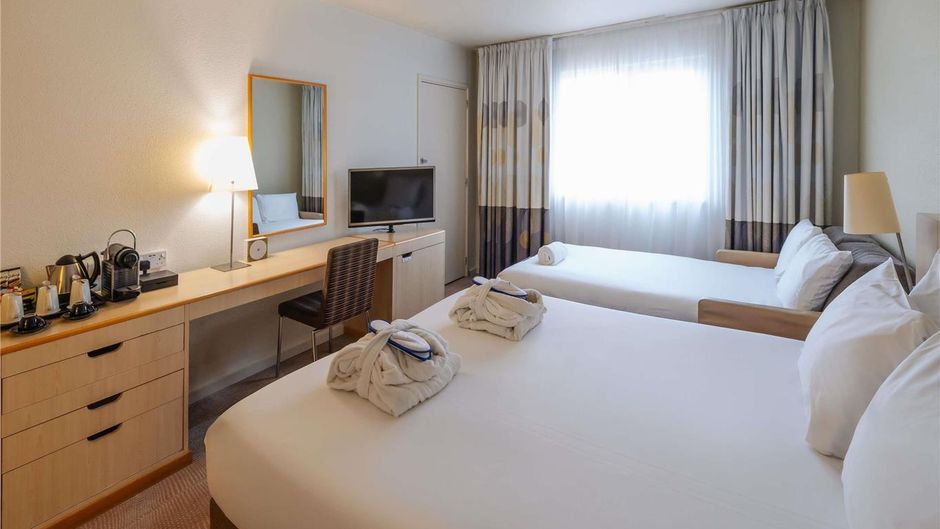 Novotel Milton Keynes Room