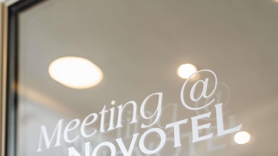 Novotel Milton Keynes Meeting