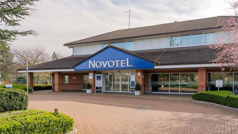 Novotel Milton Keynes Exterior