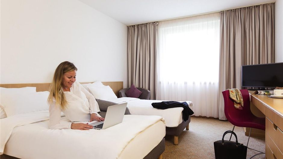 Novotel Duesseldorf City West Room