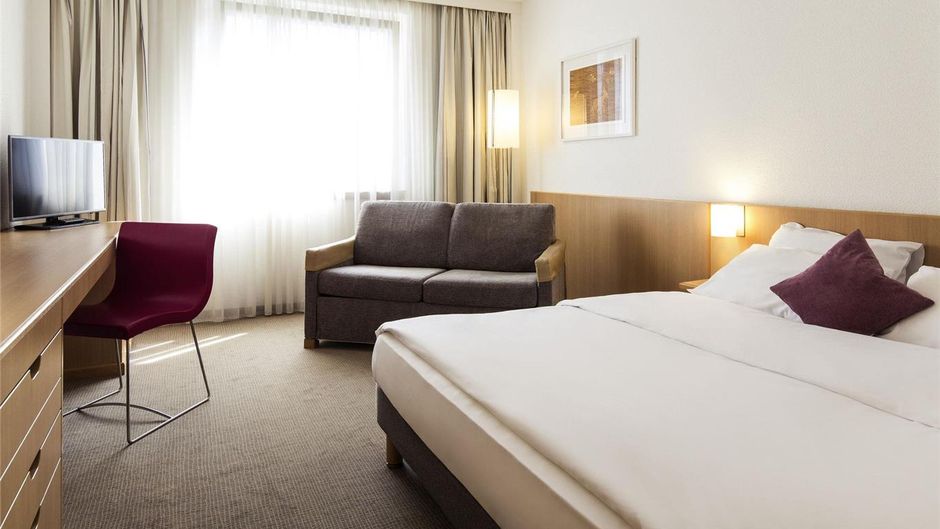 Novotel Duesseldorf City West Room