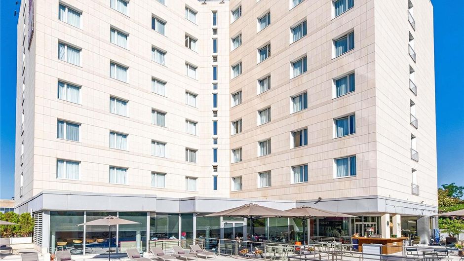 Ibis Styles Barcelona San Joan Despi Exterior