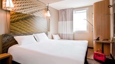 Ibis Paris Porte Clichy Centre
