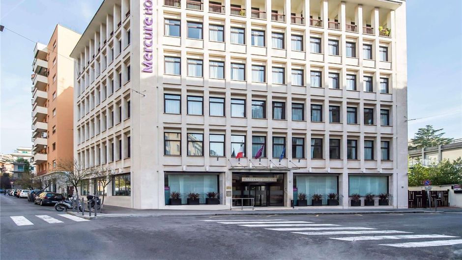 Mercure Roma Piazza Bologna Exterior