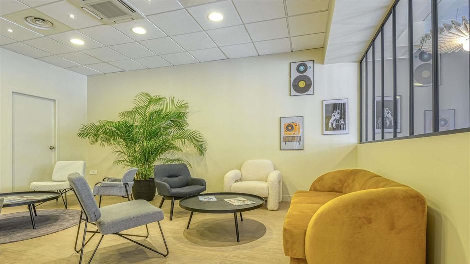 Ibis Hotel Cholet Exterior