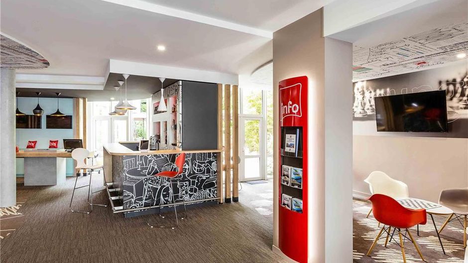 Ibis Lannion Exterior