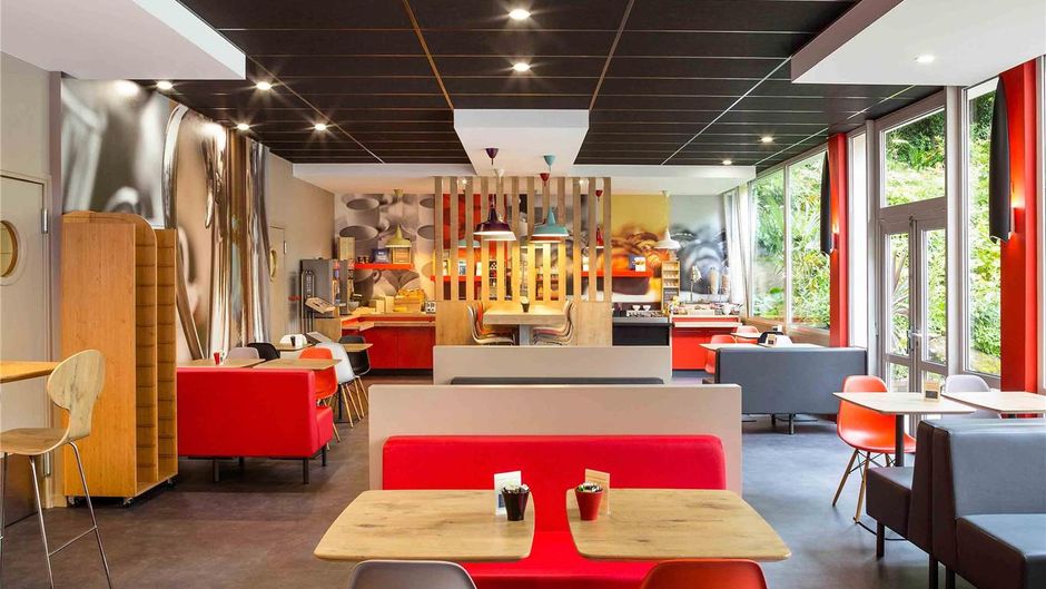 Ibis Lannion Restaurant