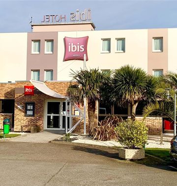 Ibis Auray