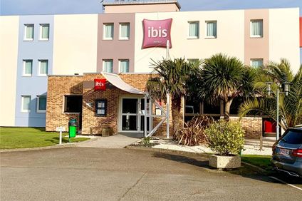 Ibis Auray