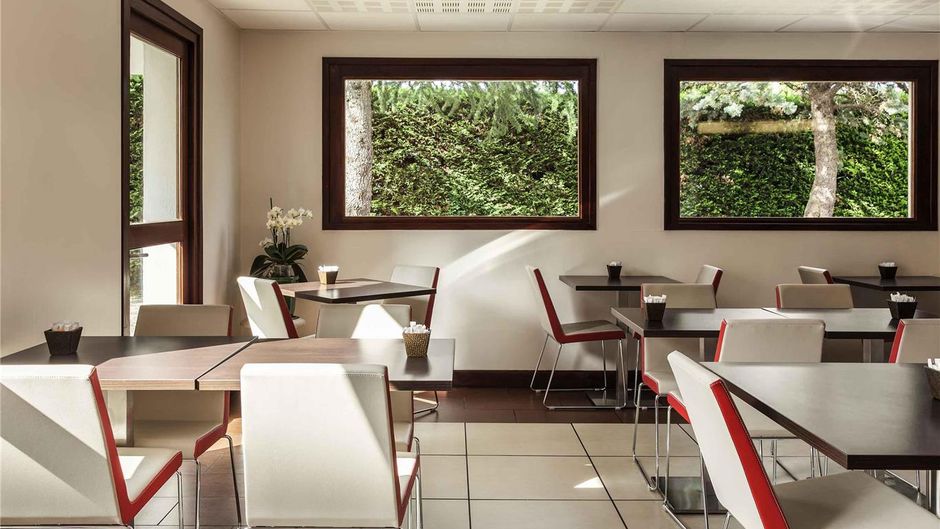 Ibis Auch Restaurant