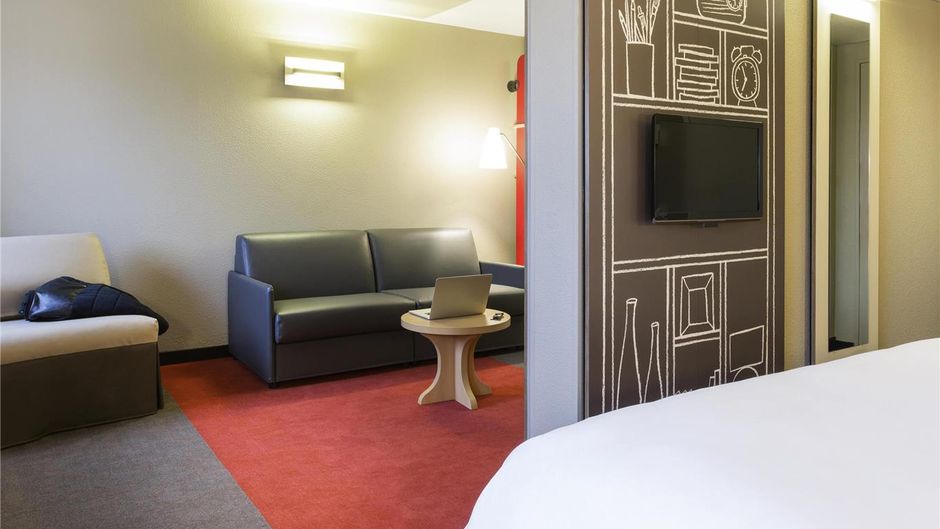 Ibis Rennes Centre Gare Sud Other