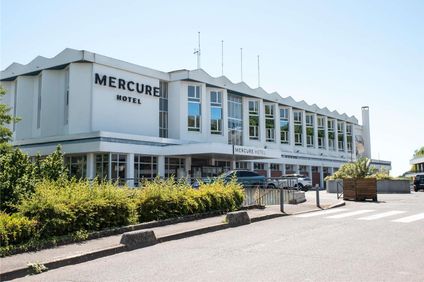 Mercure Pont de Loire