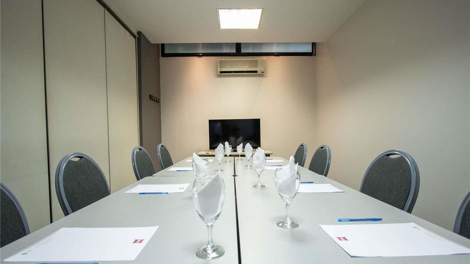 Ibis Montevideo Meeting