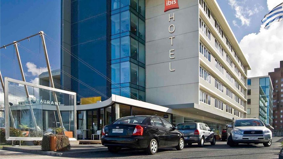 Ibis Montevideo Exterior