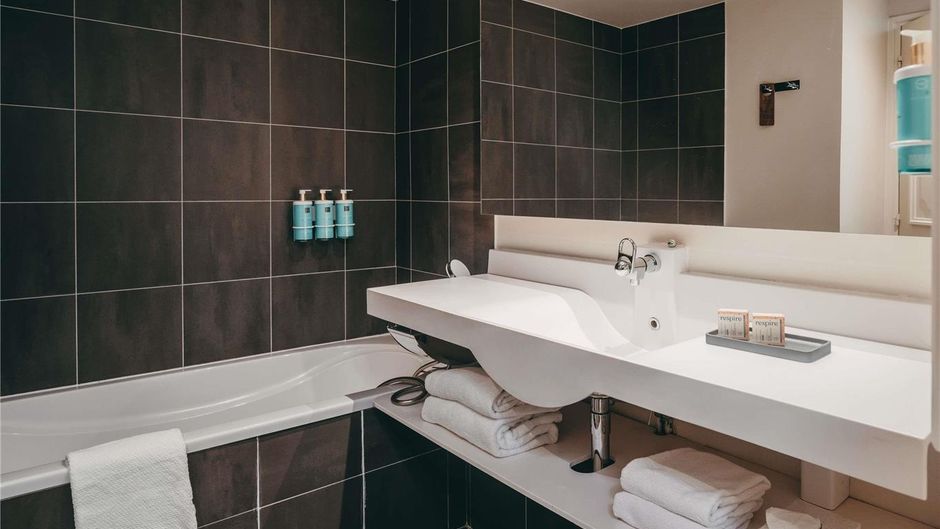 Novotel Paris Tour Eiffel Room
