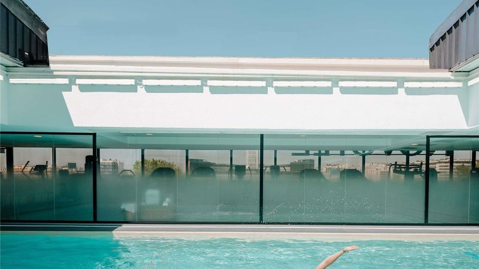 Novotel Paris Tour Eiffel Pool