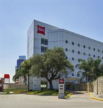 Ibis Monterrey Valle