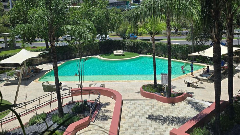 Novotel Monterrey Valle Pool