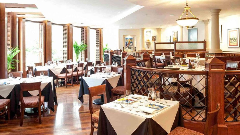 Novotel Century Hong Kong Hotel Restaurant