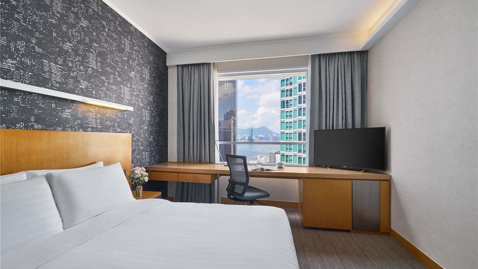 Novotel Century Hong Kong Hotel Room