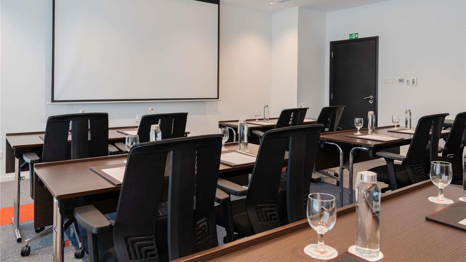 Ibis World Trade Centre Meeting