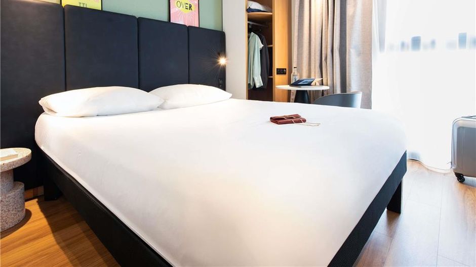 Ibis Bastille Faubourg St Antoine Room