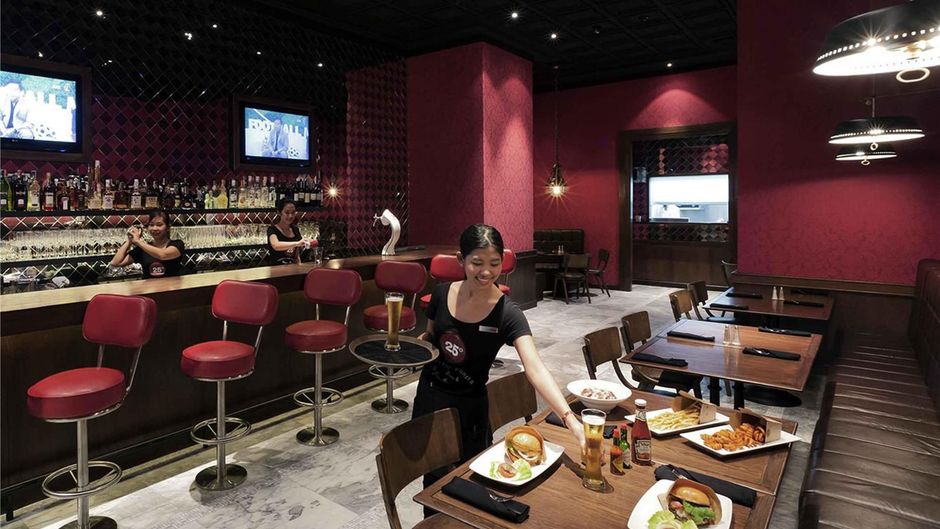 Pullman Bangkok Hotel G Restaurant