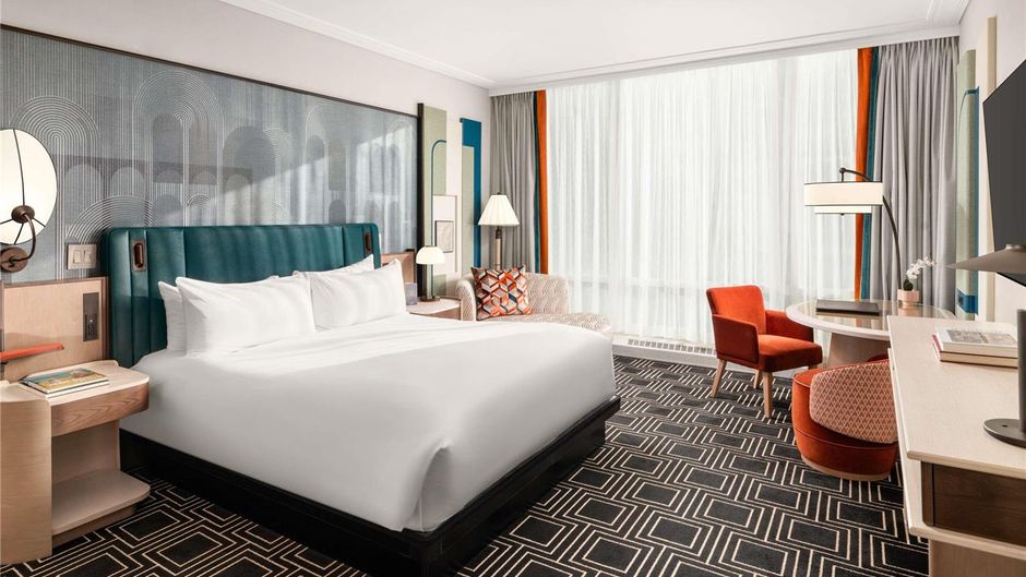 Sofitel Montreal Golden Mile Room