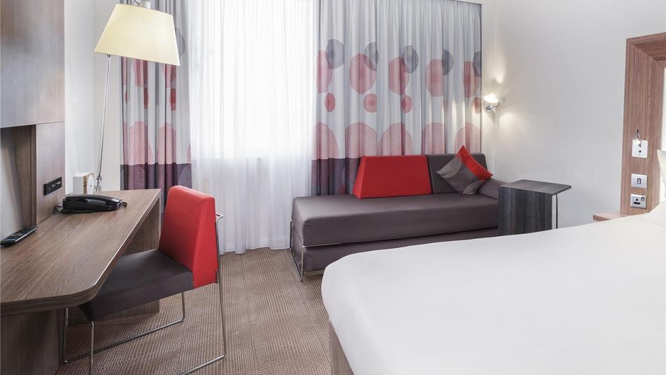 Novotel London ExCel Room