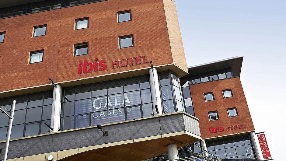 Ibis Northampton Centre Exterior