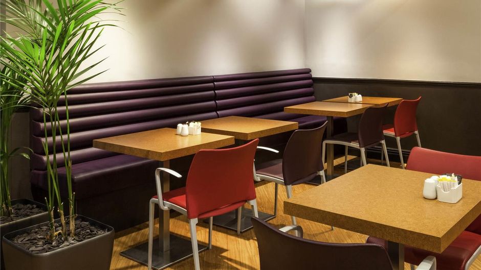 Ibis Northampton Centre Restaurant