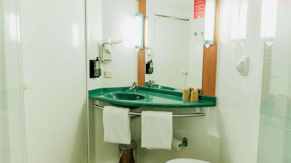 Ibis Barcelona Molins de Rei Room