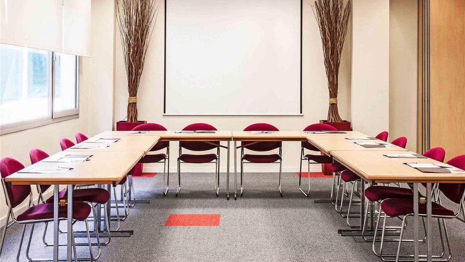 Ibis Barcelona Molins de Rei Meeting