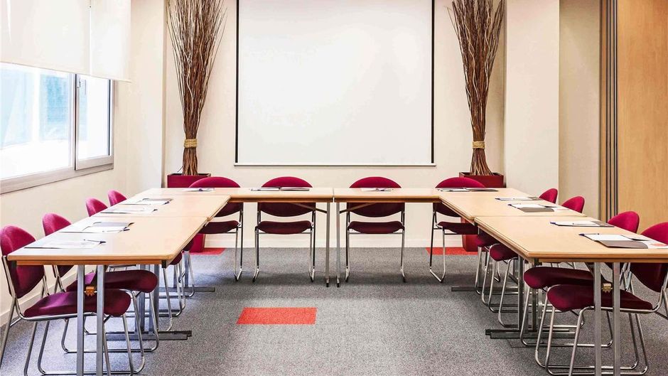 Ibis Barcelona Molins de Rei Exterior