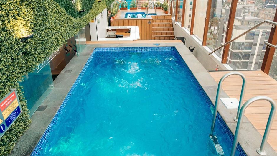 Mercure Grand Hotel Alameda Quito Pool