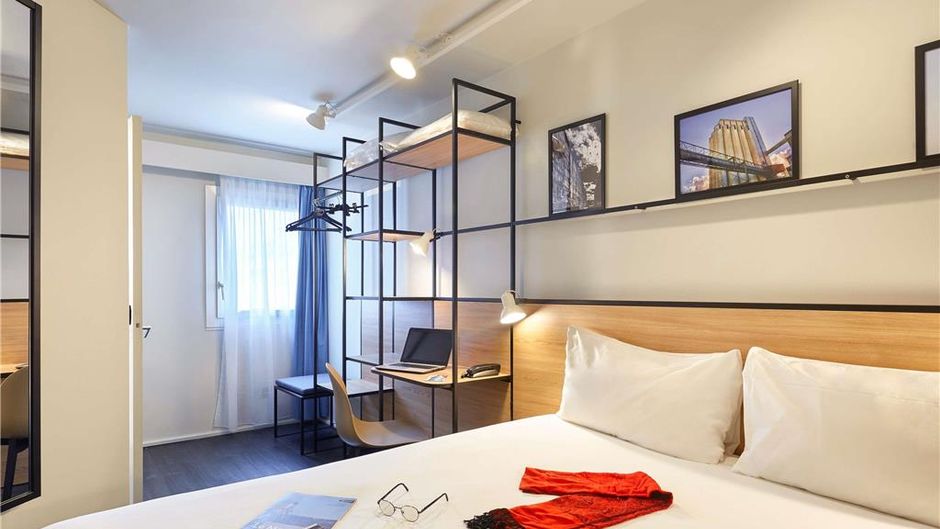 Ibis Hotel Lorient Centre Gare Room