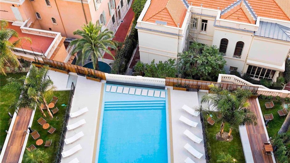 Novotel Monte Carlo Pool
