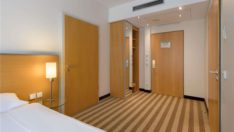 Mercure Hotel Aachen am Dom Room