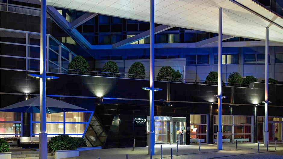 Pullman Cologne Exterior