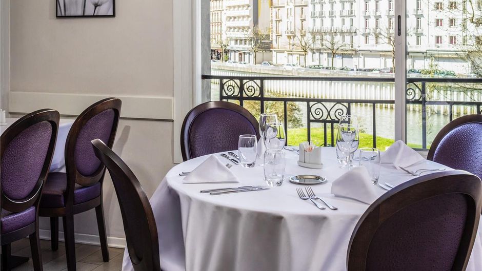 Mercure Lourdes Imperial Restaurant