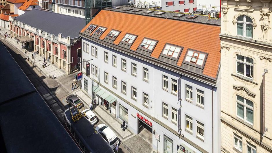 Ibis Praha Old Town Exterior